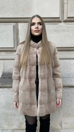 Load image into Gallery viewer, beautiful natural colored Palomino mink coat from Saga
